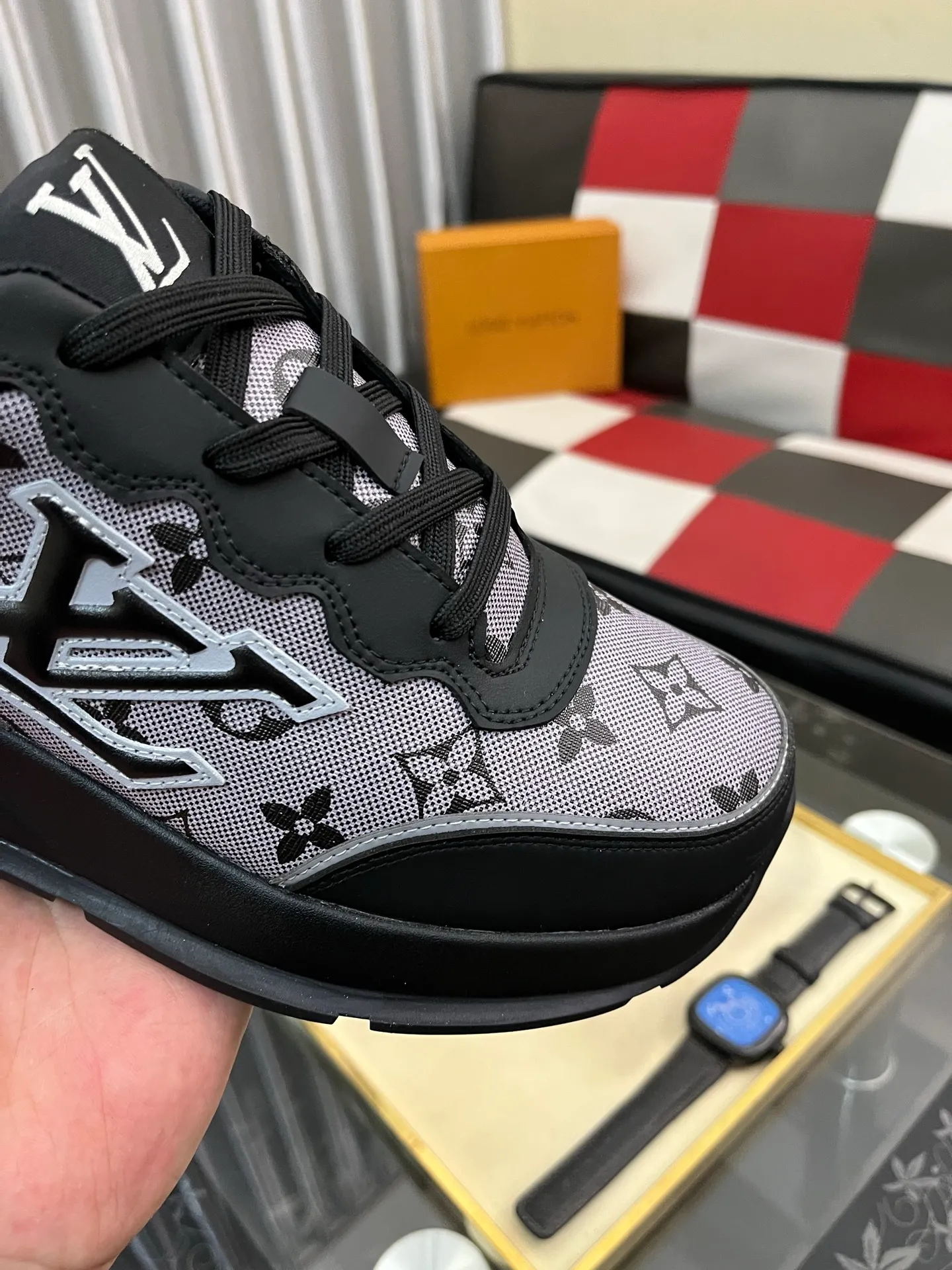 Men's Men's Shoes 💰: 438⌚️⌚️LV Louis Vuitton. The latest fashionable casual shoes are popular in physical stores. New spring and summer comfortable imported custom original cowhide, unique jacquard fabric element design. With sheepskin lining, Lv original bottom, [sun][sun] high-end packaging and high quality💪Details determine the quality, you can enter and leave the counter at will, welcome to compare🇮🇹Number of sizes 38-442️⃣colors available